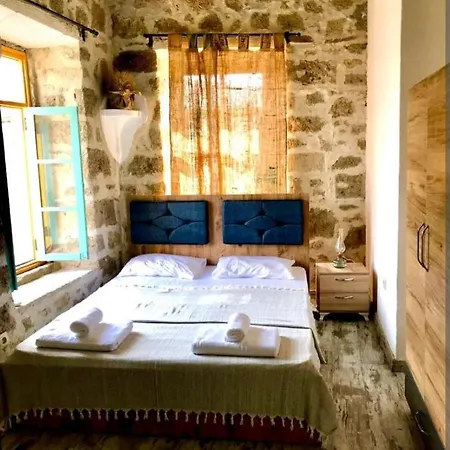 Homestay +4 Coffe Art Cesme